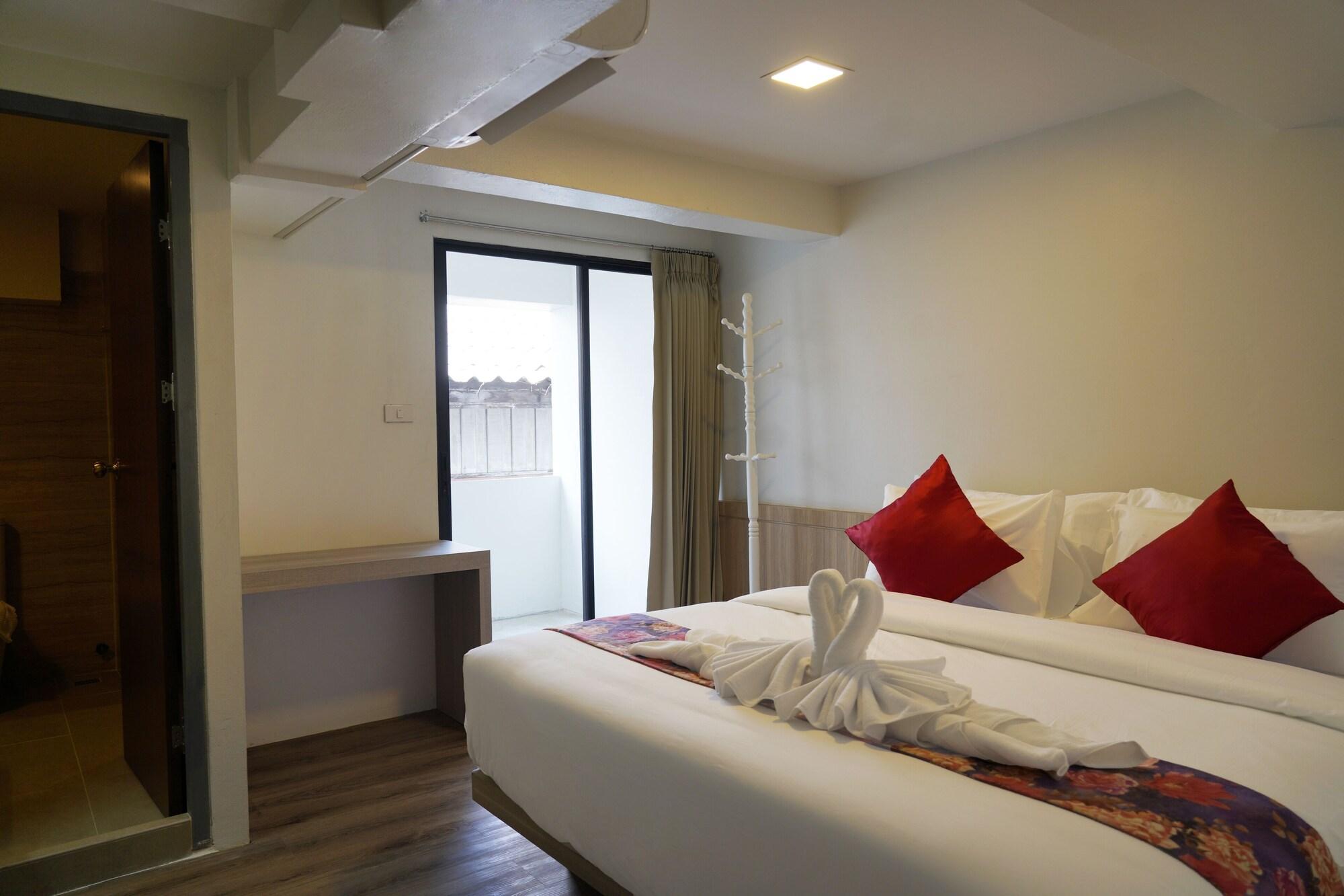 Wild Orchid Villa Bangkok Exterior photo